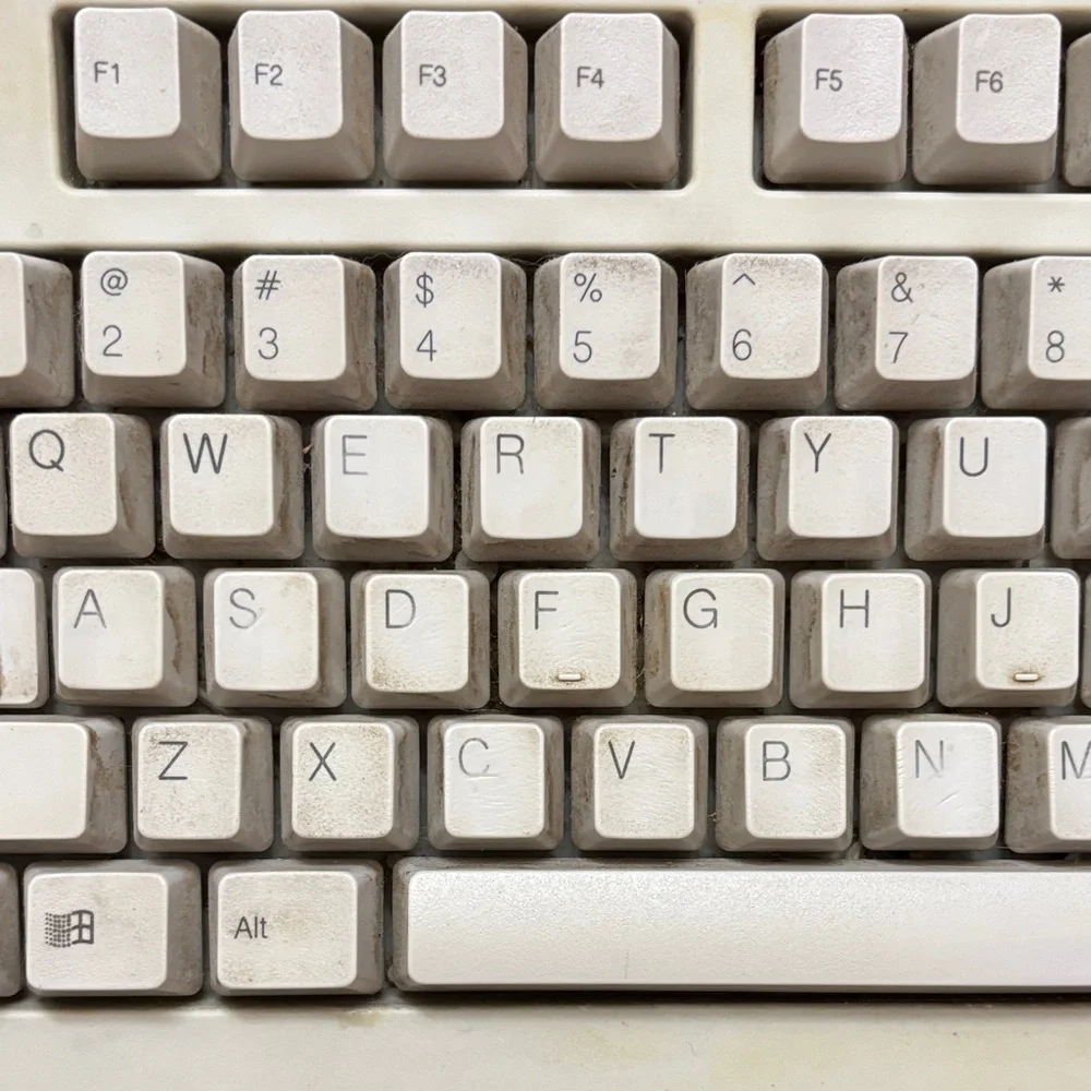 Gateway SK-9920 Wired Multifunction PS2 Computer Keyboard - Picture 8 of 14